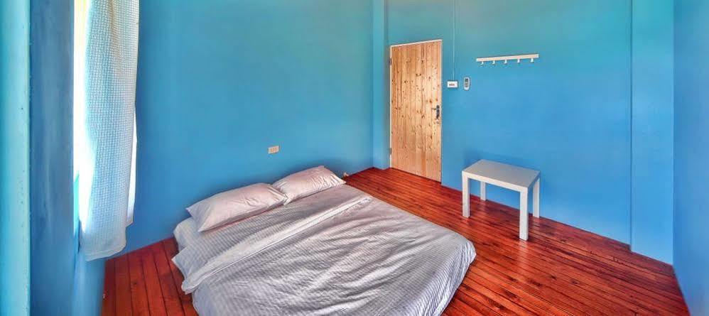 Bed and Breakfast 藍洞潛水blue Hole Dive Center Хенгчун Экстерьер фото